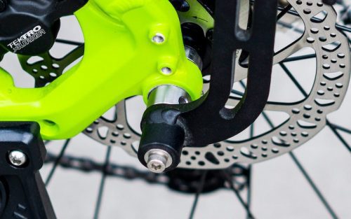 Old Man Mountain rack with thru axle
