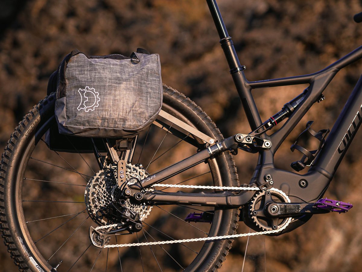 Pannier rack on a full suspension bike