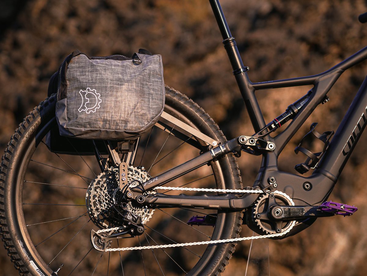 Mountain bike best sale panniers and racks