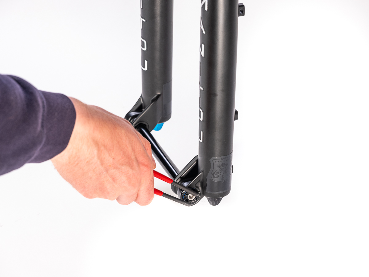 SET725-2 Manitou mastodon fork fit kit to mount a bike rack on a manitou mastodon fork