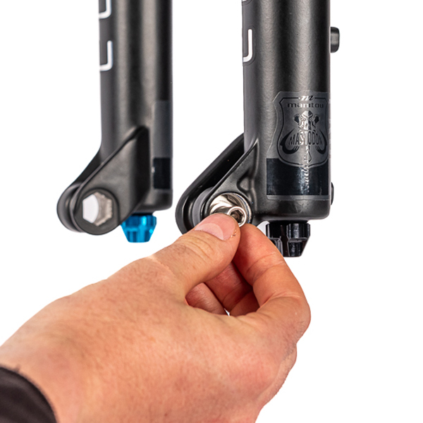 SET725-26 Manitou mastodon fork fit kit to mount a bike rack on a manitou mastodon fork
