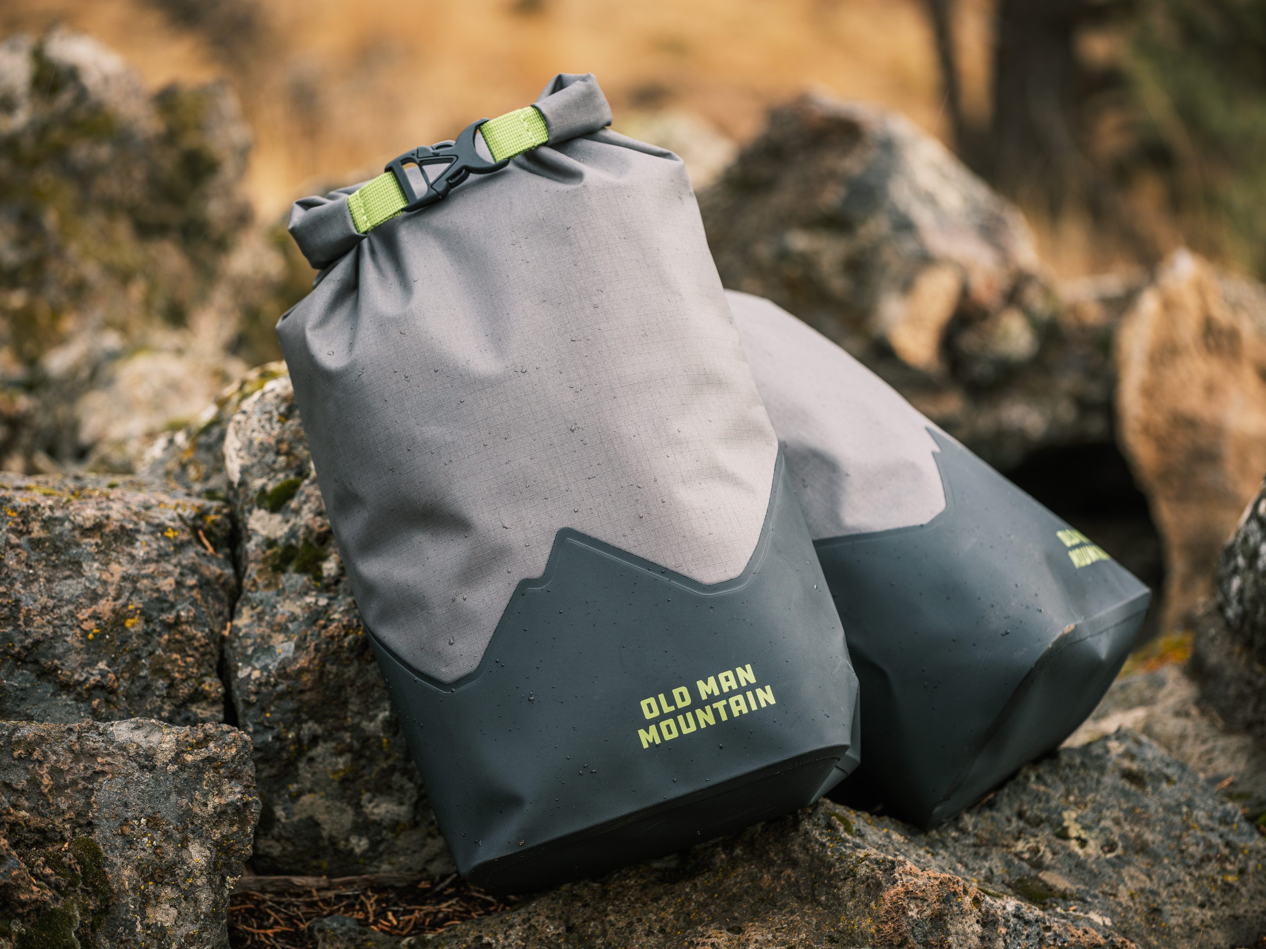 Chiru_New-Products-28 Hemlock w/ FLiP mini panniers are 7 liter bikepacking mini panniers mounted to a gravel fork and a gravel bikepacking rack on a Chiru gravel bike.